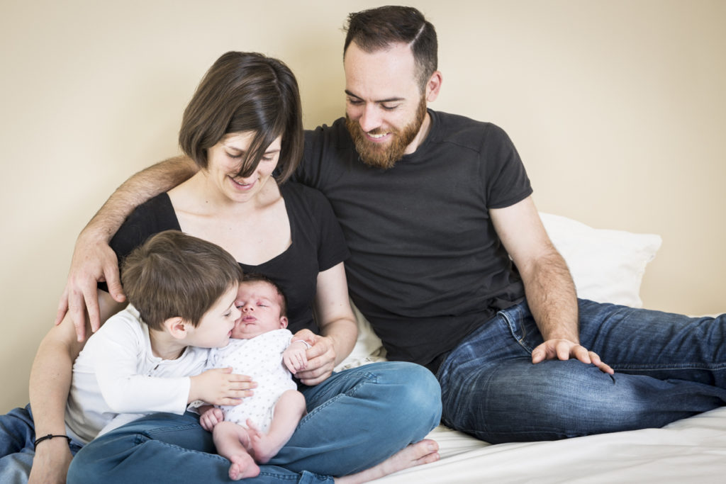 Séance nouveau né en famille au studio 5