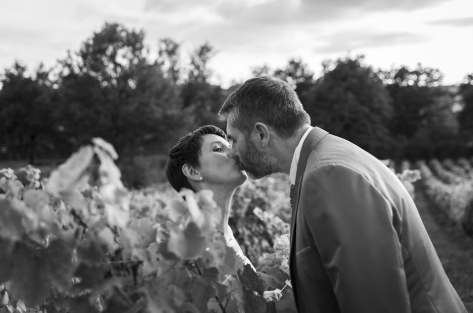 Séance photo couple dans les vignes – Photographe Angers